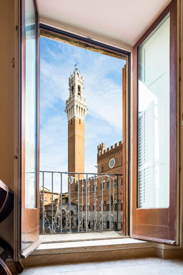 The Balcony Suite - Affaccio Su Piazza Del Campo Siena Exteriér fotografie