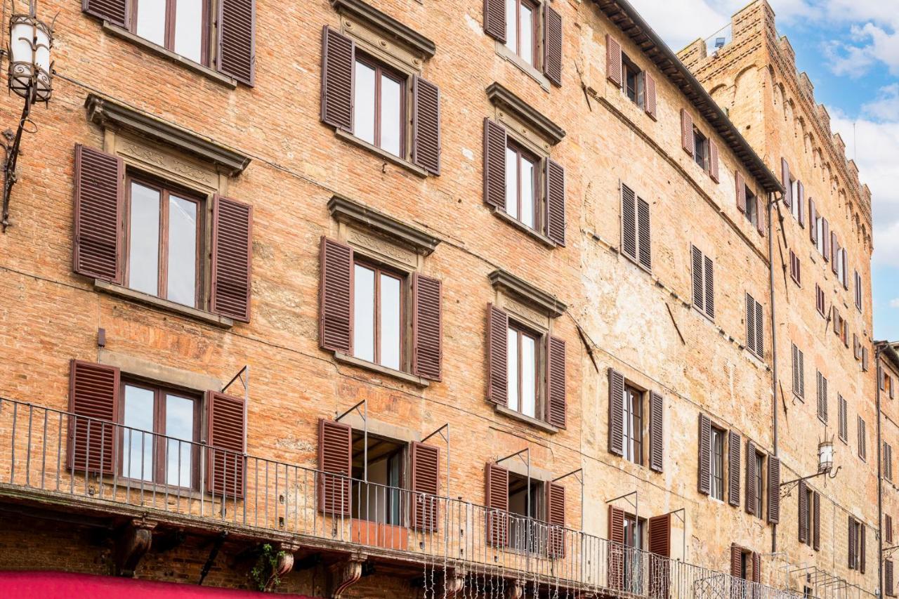 The Balcony Suite - Affaccio Su Piazza Del Campo Siena Exteriér fotografie
