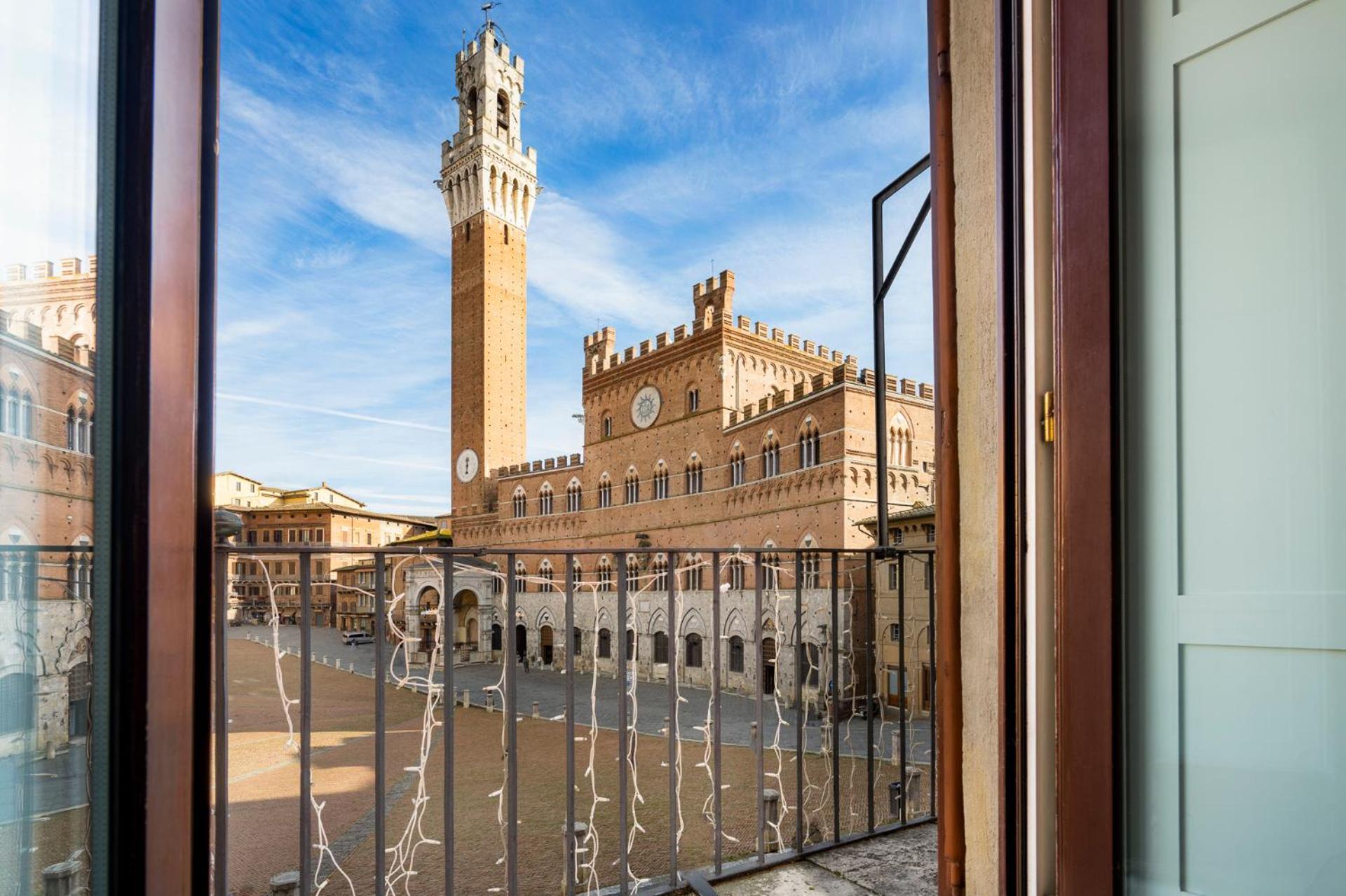 The Balcony Suite - Affaccio Su Piazza Del Campo Siena Exteriér fotografie