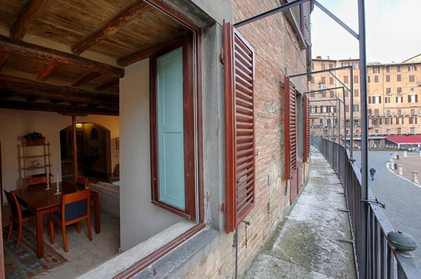 The Balcony Suite - Affaccio Su Piazza Del Campo Siena Exteriér fotografie